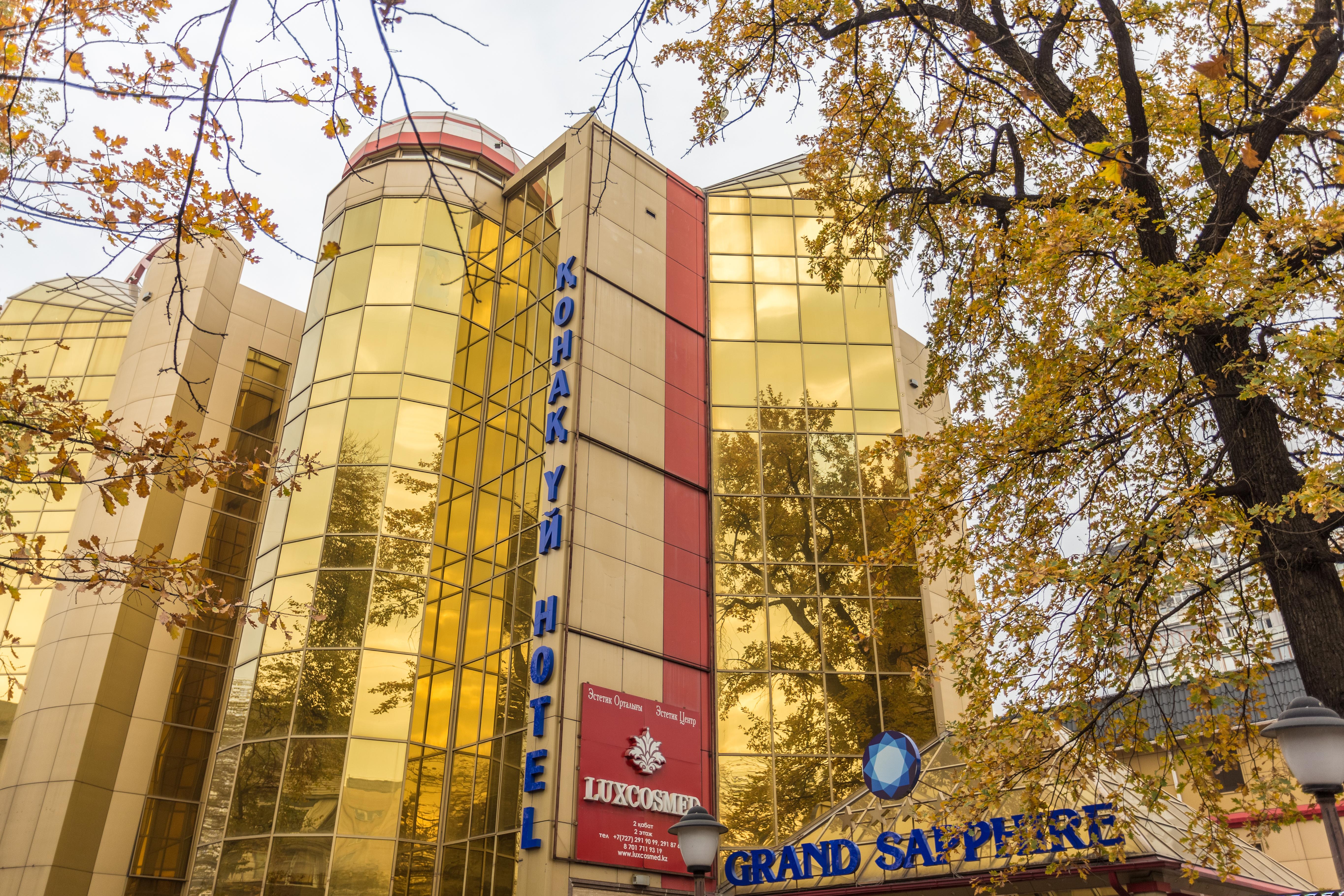 Grand Sapphire Hotel